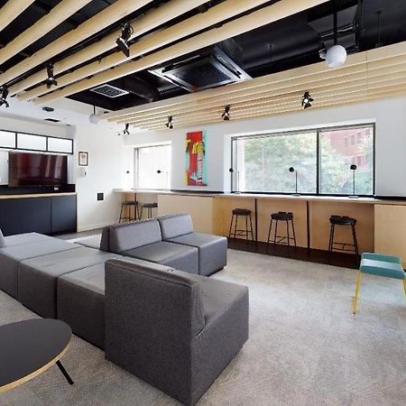 Iq Altus House Leeds Appartement Leeds  Buitenkant foto