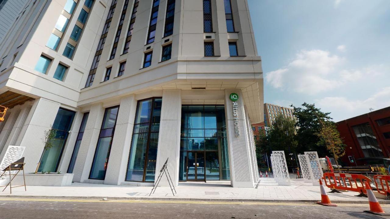 Iq Altus House Leeds Appartement Leeds  Buitenkant foto